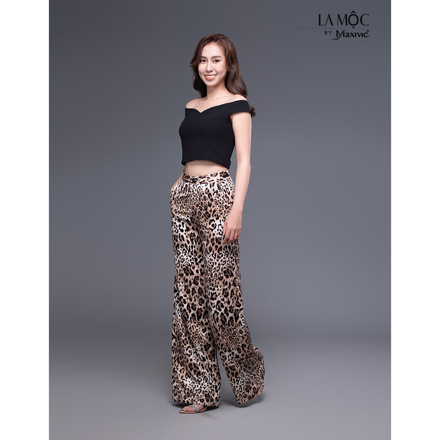 Áo croptop lụa cát đen trễ vai LM112476 [BST Da Beo