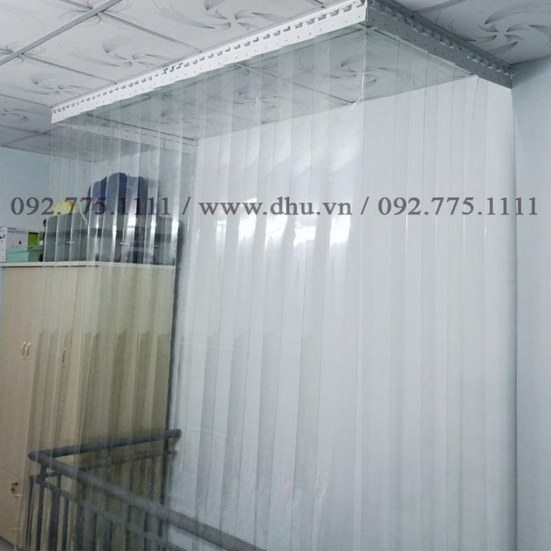 Màn cửa nhựa, rèm cửa ngăn lạnh điều hòa.