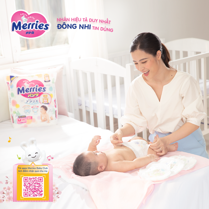 Combo 2 Tã/bỉm dán Merries size NB - 90 miếng