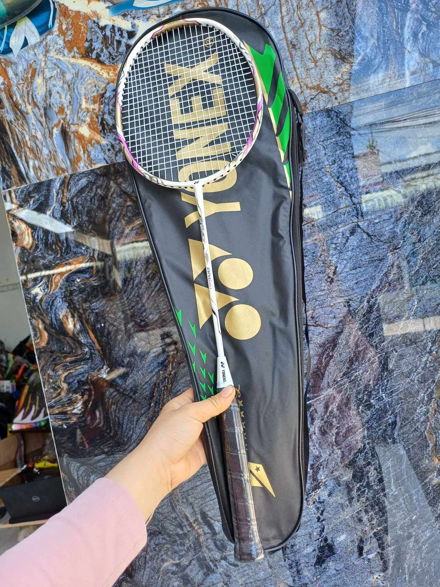 Vợt cầu lông yonex khung cacbon ARC21