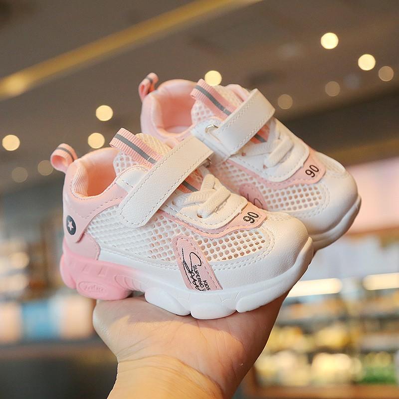 Giày cho bé gái thể thao màu hồng siêu thoáng khí phong cách Hàn Quốc