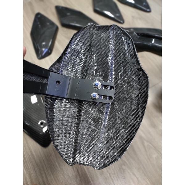 Dè chắn bùn Carbon fiber xịn, Lắp đặt cho Yamaha R15V3, MT15, XSR155, Honda CB150R, CB300R, CB650R và CBR650R.