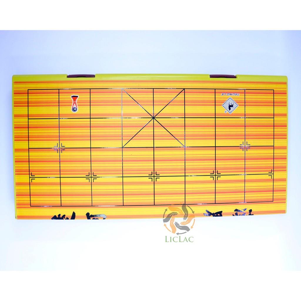 Bộ đồ chơi Bàn Cờ Tướng kèm Quân Cờ bằng nhựa - Bộ cờ tướng Trung Lê -