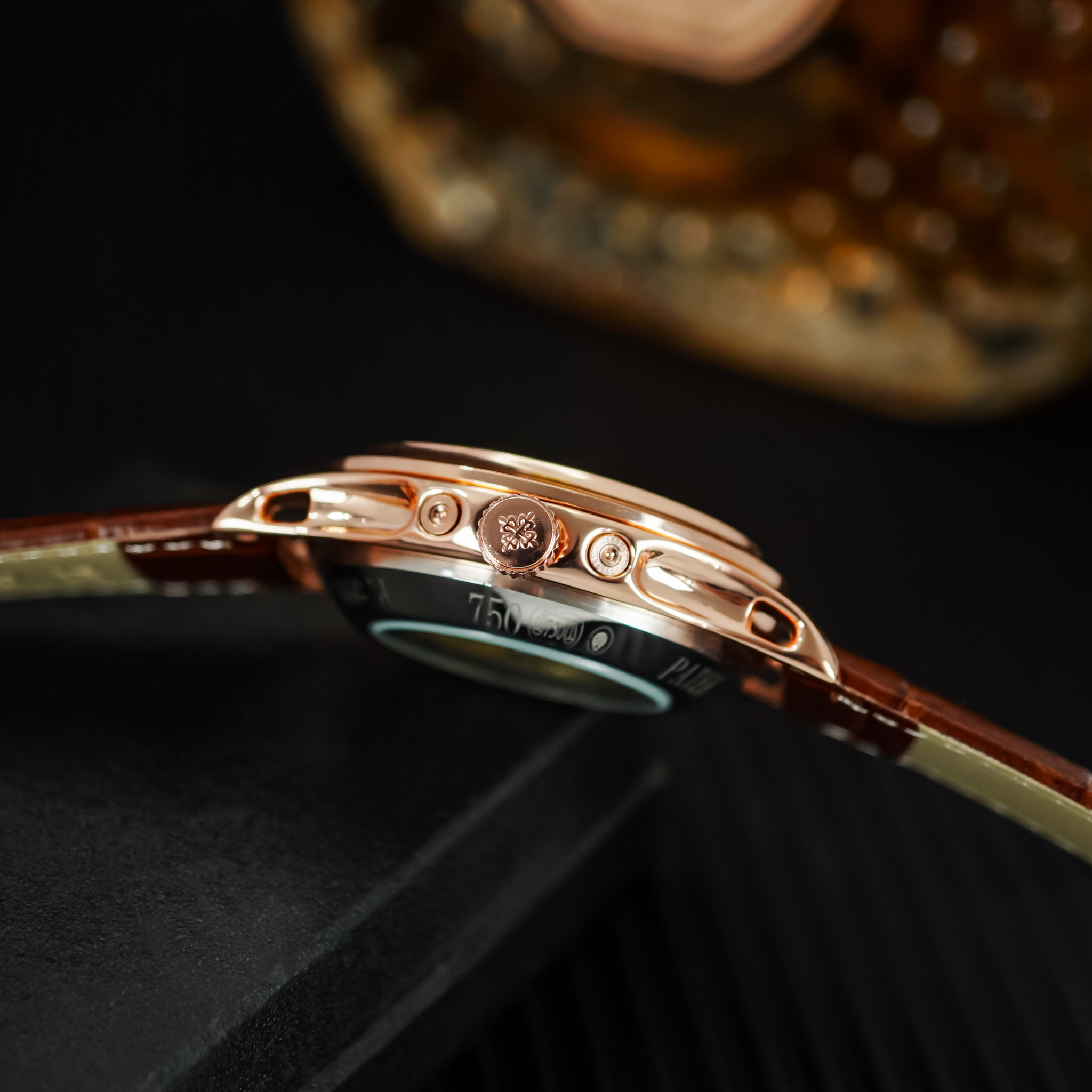 Đồng hồ đeo tay PATEK PHILLIPPE B456 Chạy Pin Hàng chính hãng