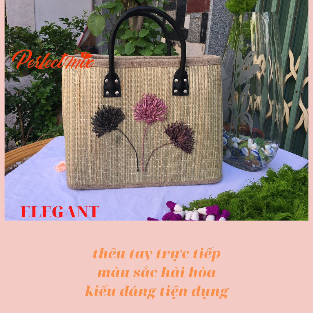 Túi cói đi biển, túi xách cỏ bàng, giỏ thêu tay trực tiếp- thêu ribbon tinh tế và hài hòa màu sắc