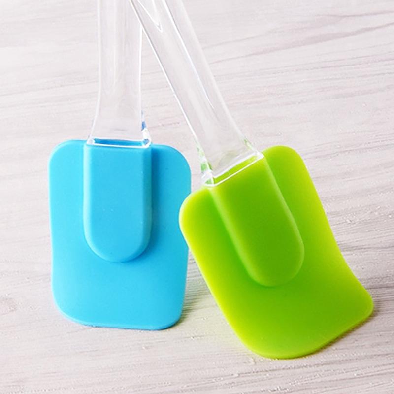 Muỗng trộn bột bằng silicon dạng thẳng tiện dụng dùng để làm bánh