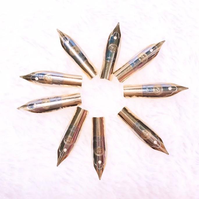 Ngòi bút máy hoa vàng (1 cái )