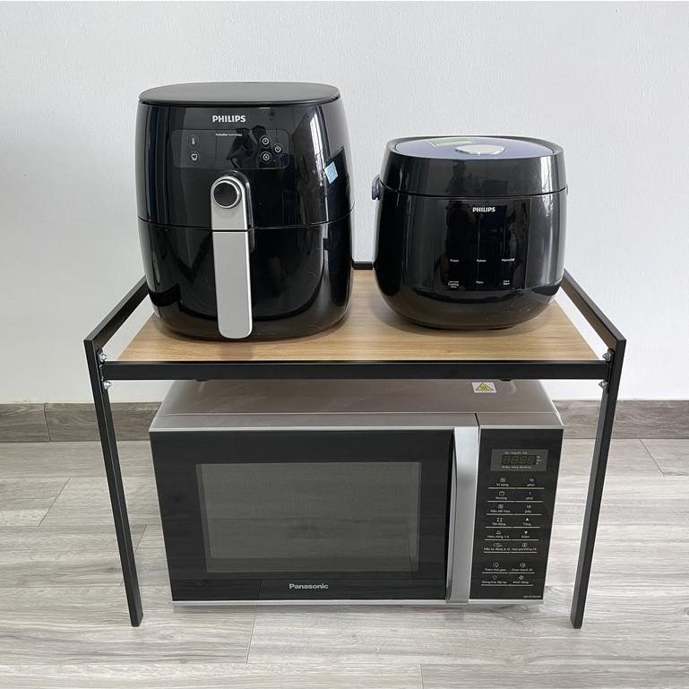 Kệ Lò Vi Sóng Đa Năng Thép Cacbon Sơn Đen Tĩnh Điện Mặt Gỗ MDF Phủ Melamine KVS2T