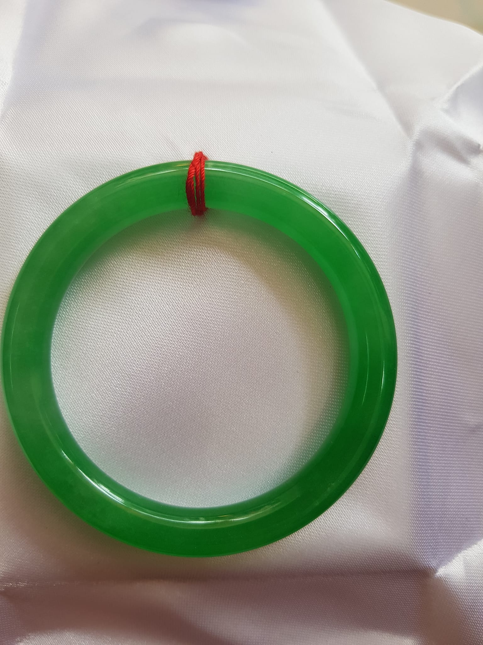 Vòng tay đá cẩm thạch Nữ Lý K 48mm x cọng 7,2mm Vòng Xanh lá tươi bóng đẹp Nữ mệnh Mộc, Hỏa 35kg-48kg đeo ạ
