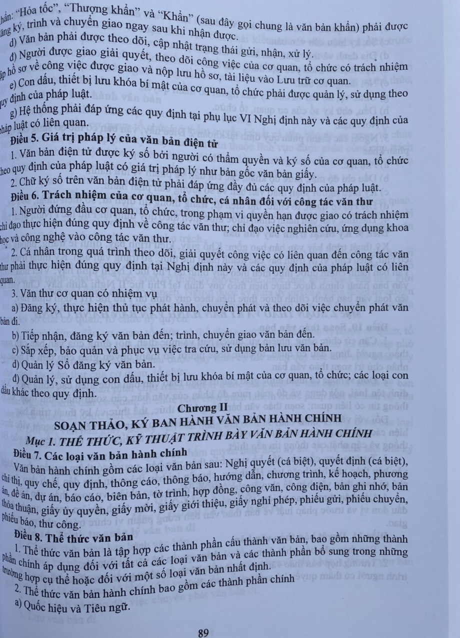 Cẩm nang nghiệp vụ công tác thư viện và văn thu lưu trữ hướng dẫn quy tắc trình bày thể thức kỹ thuật soạn thảo văn bản hành chính và mẫu hợp đồng thường dùng