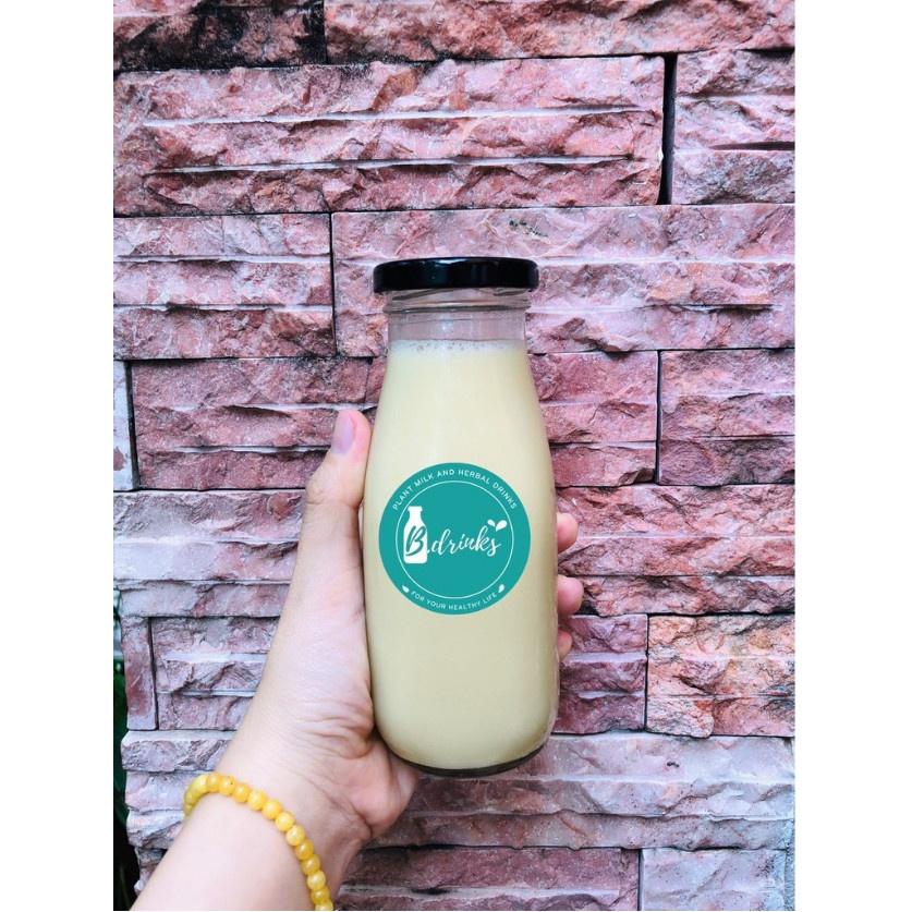 Chai thuỷ tinh đựng sữa