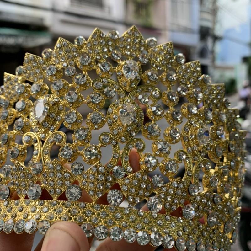 vương miện cô dâu vàng ánh kim đính đá lấp lánh mẫu 11/2020 GiangPKC