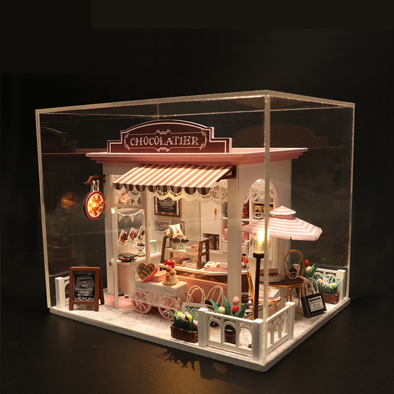 Đồ chơi lắp ghép 3D Mô hình nhà DIY Doll House Chocolatier Kèm Mica Chống bụi