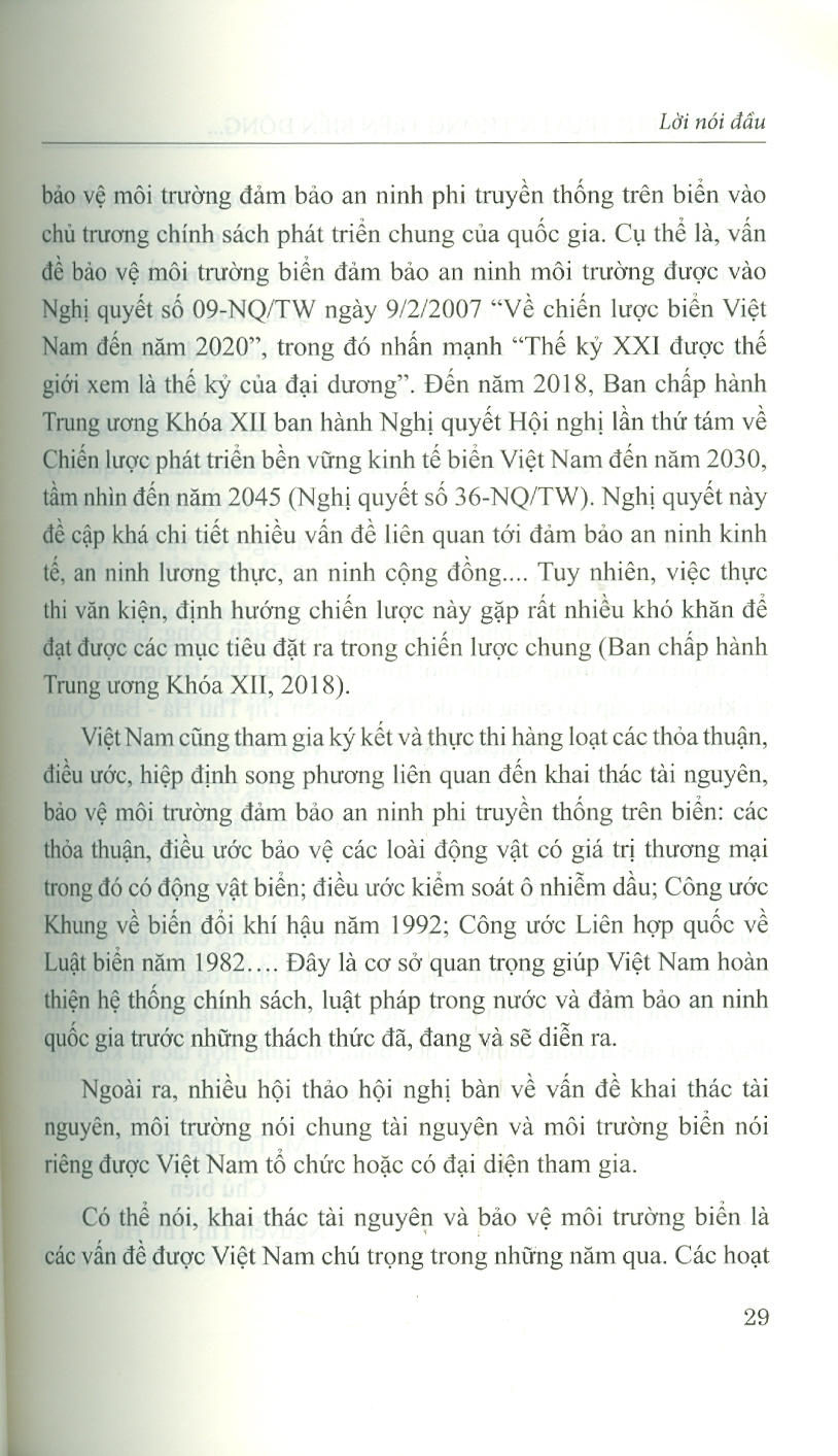 An Ninh Phi Truyền Thống Trên Biển Đông: Tiếp Cận Khoa Học Xã Hội Và Nhân Văn Trong Vấn Đề Môi Trường Và Khai Thác Tài Nguyên (Sách chuyên khảo)