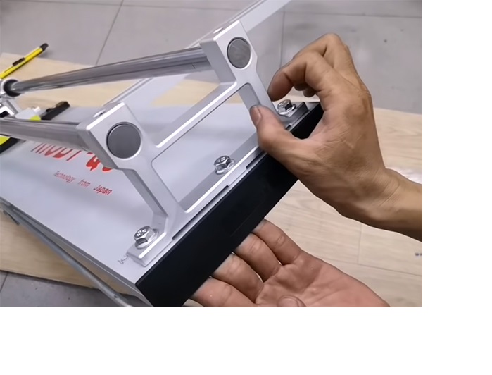 BÀN CẮT GẠCH 800MM RYOBI QC800 2 THANH - HÀNG CHÍNH HÃNG