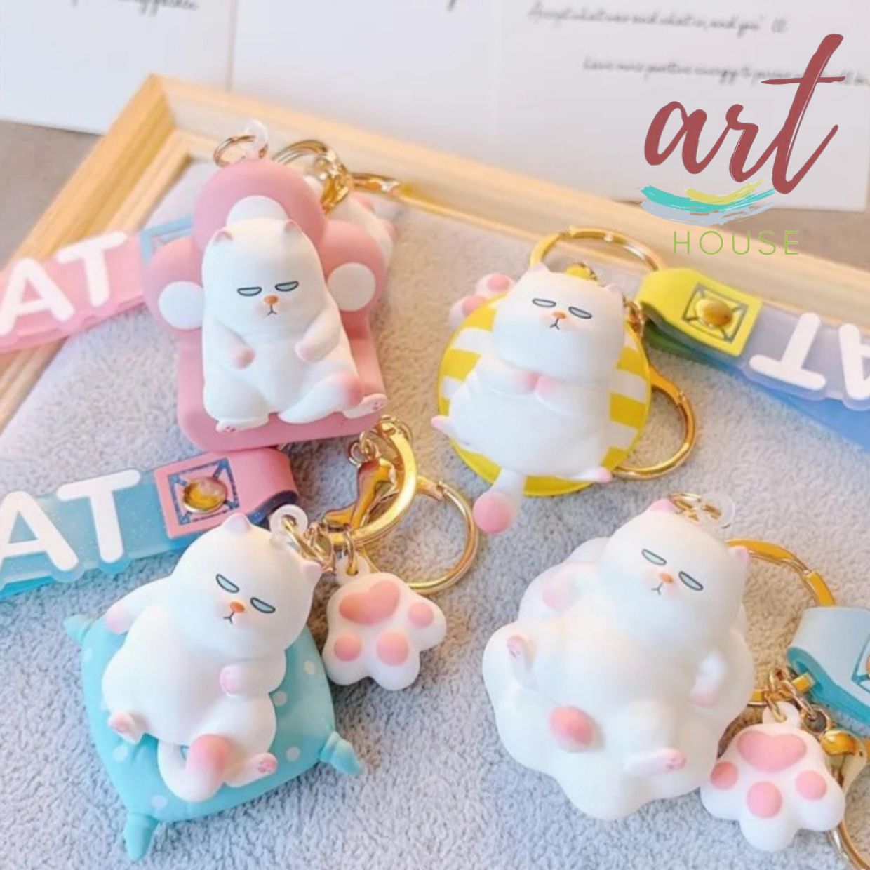 Móc Khóa Mèo Trắng VIVian 4 Sắc Thái