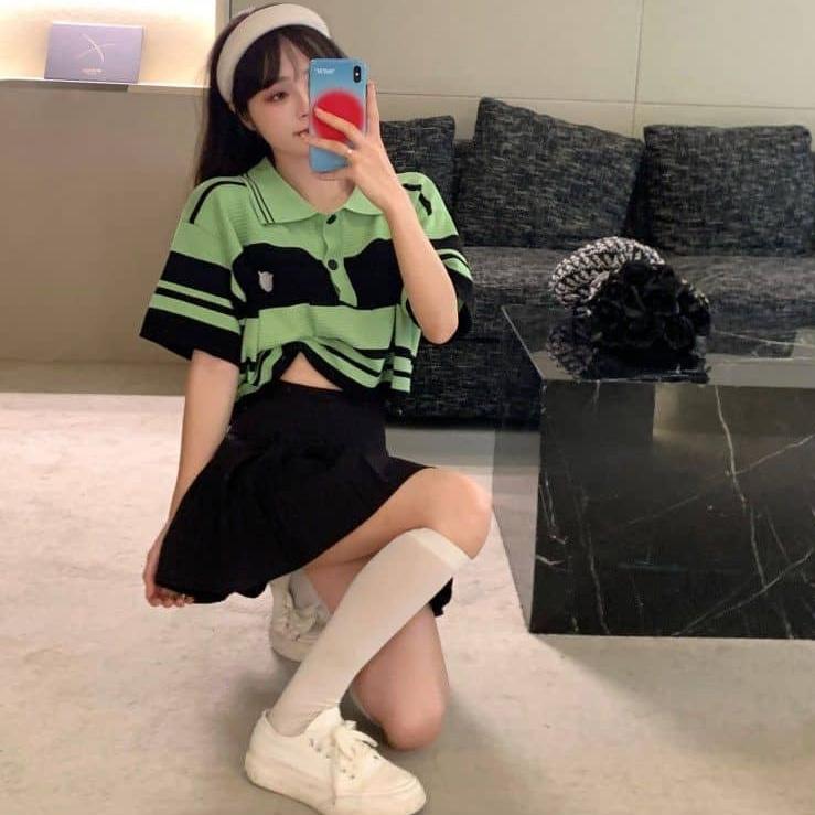 Áo len nữ Montoghi dệt kim Quảng Châu cổ bẻ cộc tay DÁNG RỘNG kẻ sọc RETRO có LOGO phong cách trẻ trung