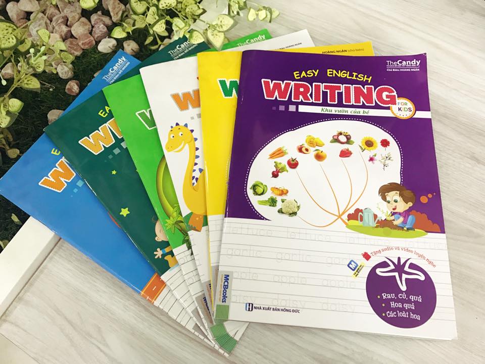 Bộ 6 cuốn tập viết “Easy English Writing For Kid” TV