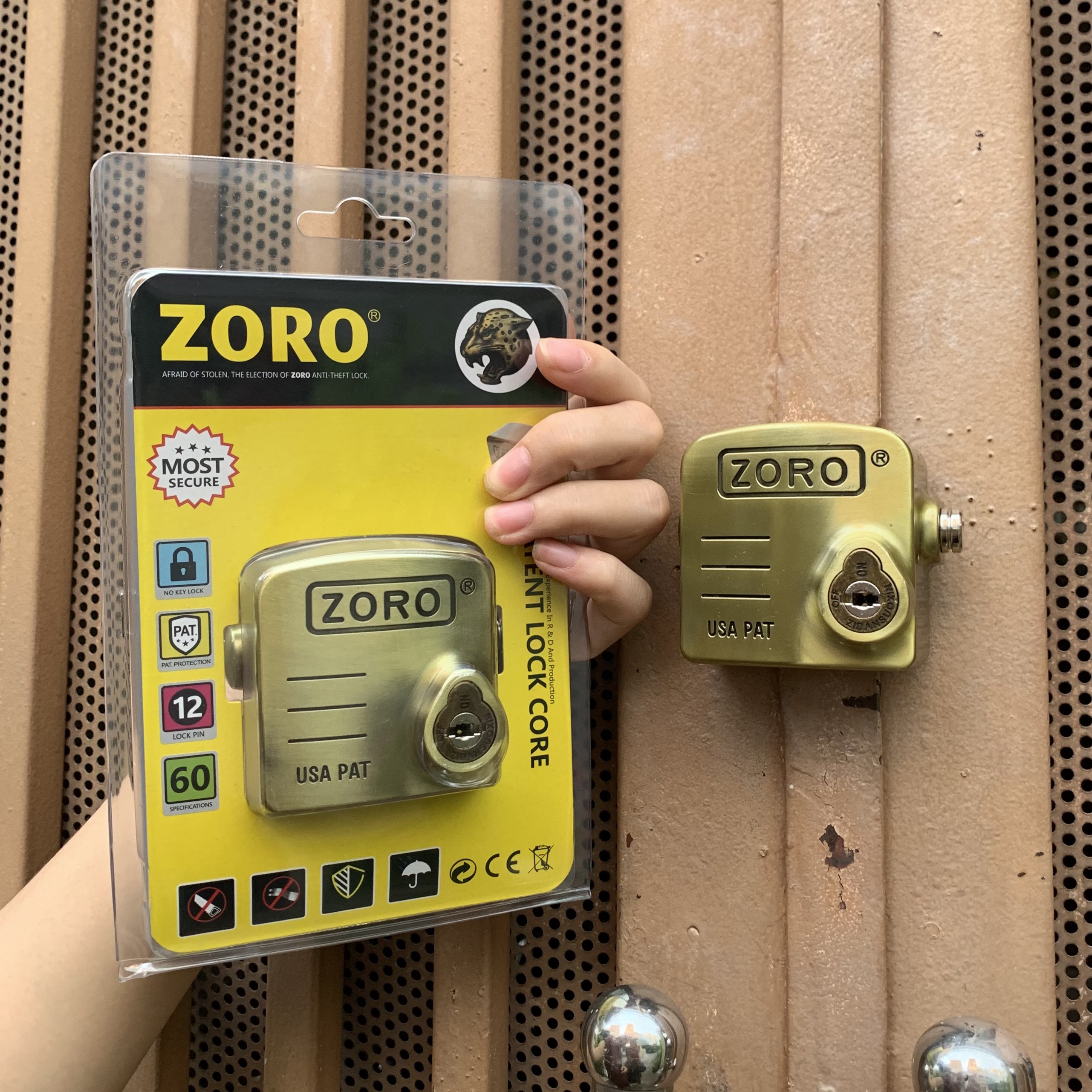 Ổ khóa chụp bát cửa ZORO chống cắt toàn diện phiên bản mới - chống gỉ kháng nước - chìa xe hơi