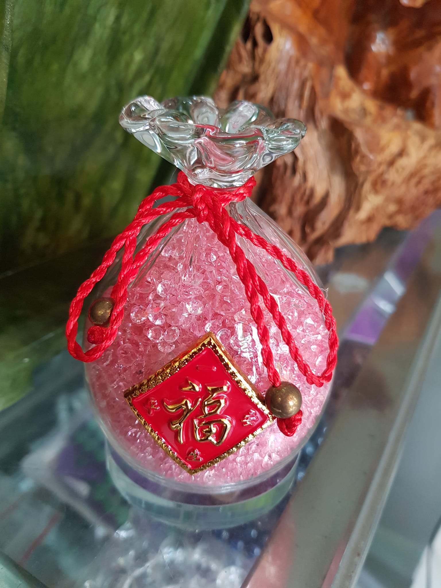 Túi tiền Để bàn làm việc và xe hơi Đá Thạch Anh HỒNG TƯƠI ĐẸP tự nhiên Size cao 10cm x 7cm hợp mệnh HỎA THỔ trưng rất đẹp xinh may mắn tài lộc ạ