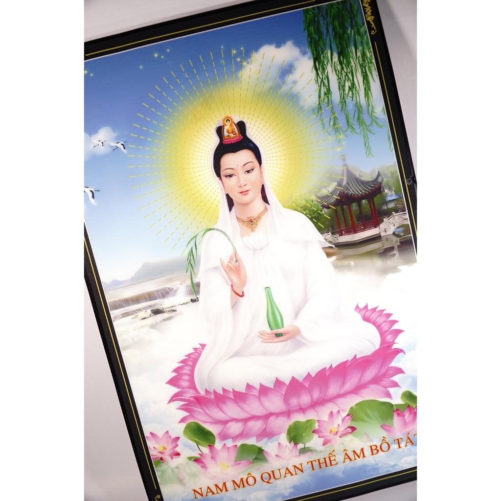 Tranh Phật Quan Âm Bồ Tát áo trắng ngồi đài sen giữa hồ - 2 cỡ
