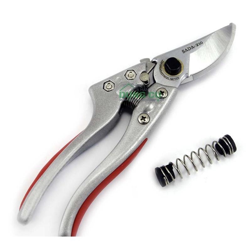Kéo cắt tỉa cành Nhật Bản Sada-210