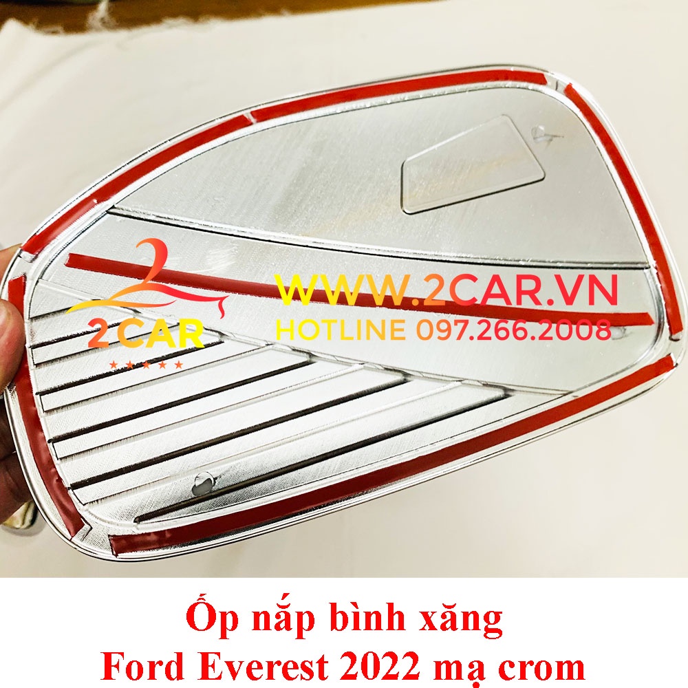 Ốp nắp bình xăng xe Ford Everest 2022, 2023 Nhựa ABS mạ crom cao cấp