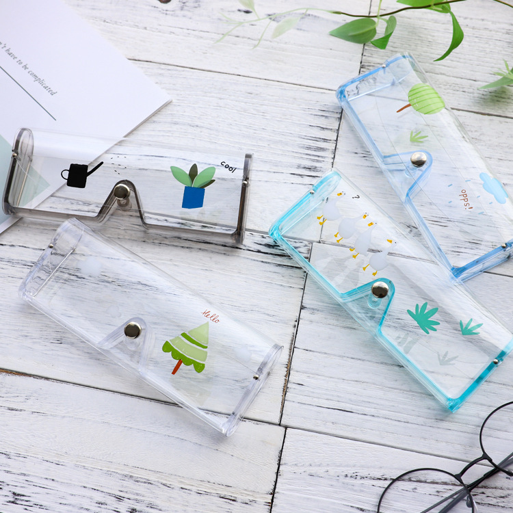 Hộp đựng kính trong suốt in hình họa tiết dễ thương - HENRYSA