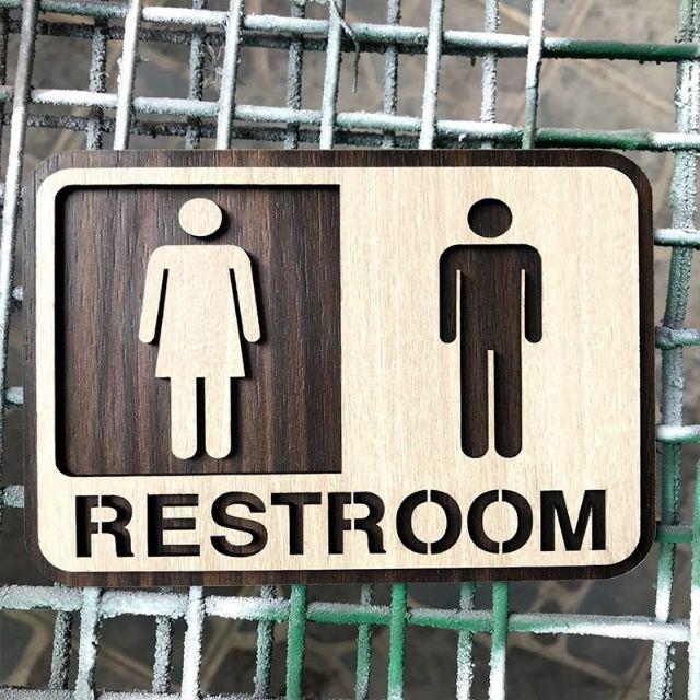 Bảng gỗ trang trí Bảng gỗ toilet Decor