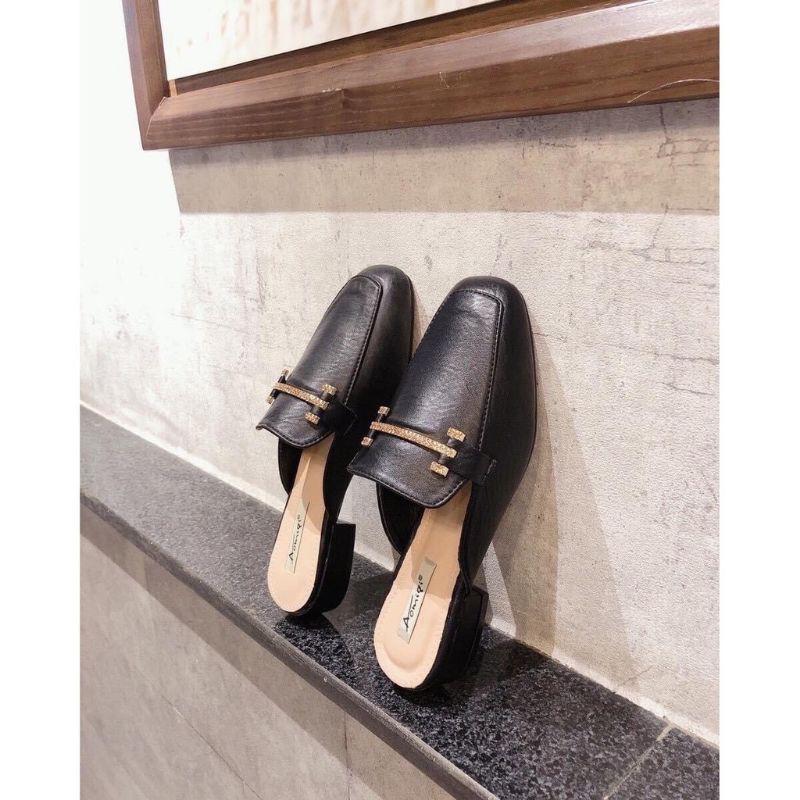 SỤC DA MỊN KHUY NGANG MẢNH ĐÍNH ĐÁ ĐEN KEM - 2P