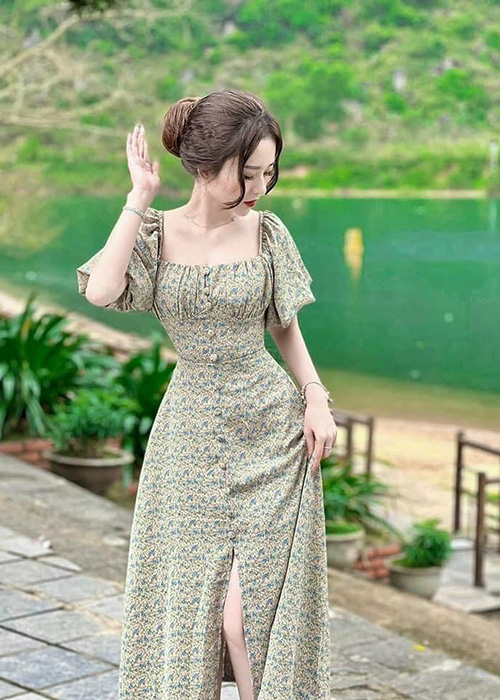 Đầm Lụa In Hoa Tay Phồng Đính Nút Bọc Thời Trang