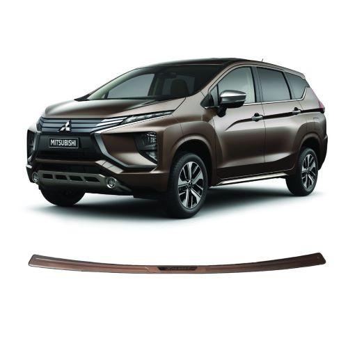 CHỐNG TRẦY CỐP NGOÀI INOX DÀNH CHO XE MITSUBISHI XPANDER 2018-2019