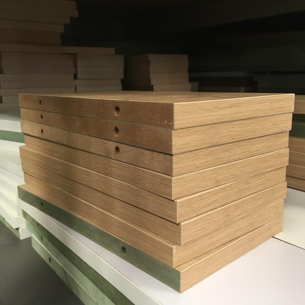 Bộ 3 kệ gỗ công nghiệp ruột vàng - kích thước 400x200mm - tặng kèm phụ kiện lắp ráp.