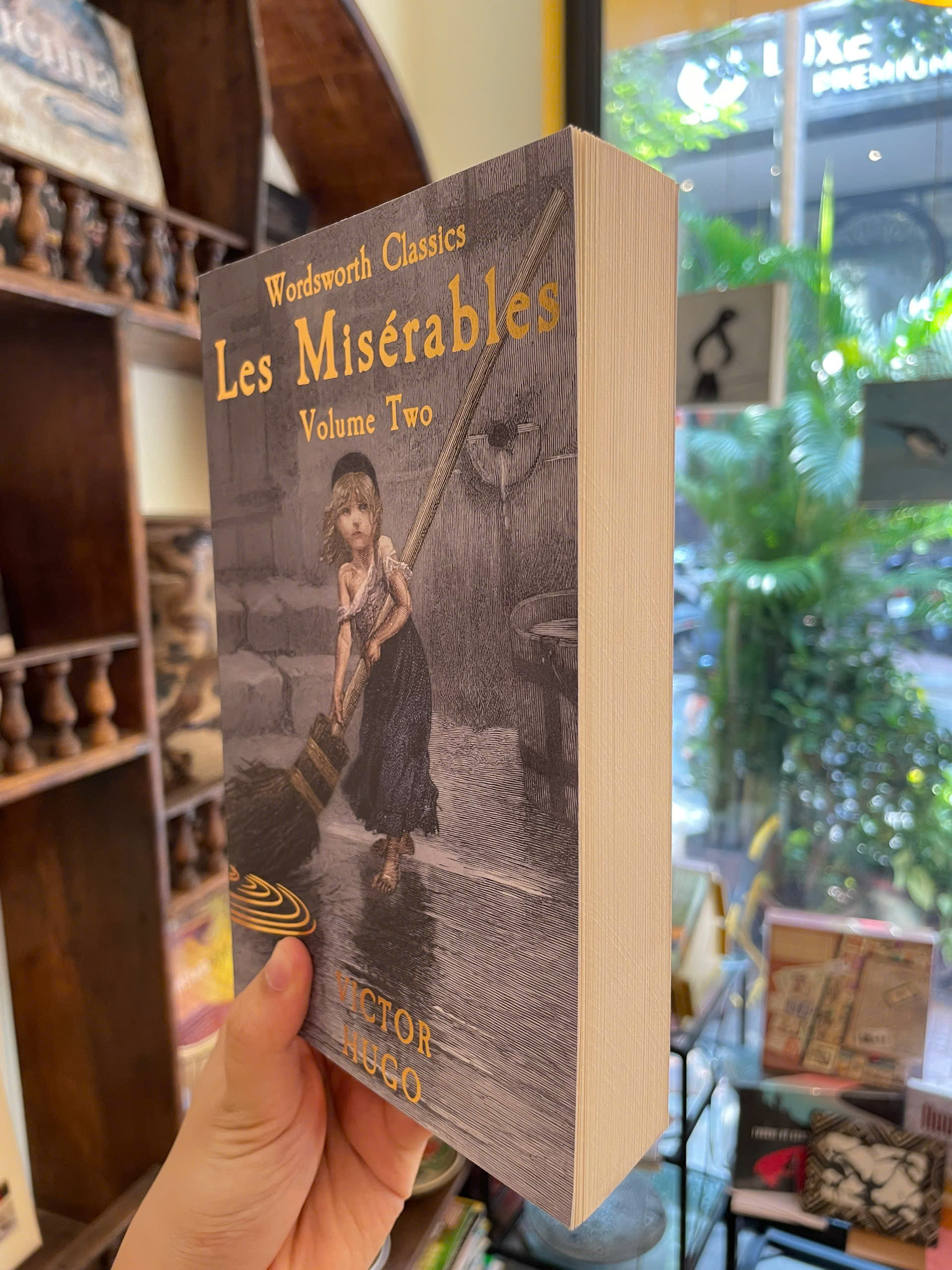 Sách - Les Miserables: Volume 2 by Victor Hugo - Classics/Fiction/Historical Fiction book in English