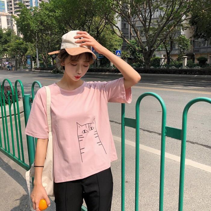 Áo thun nữ tay ngắn in hình mèo
