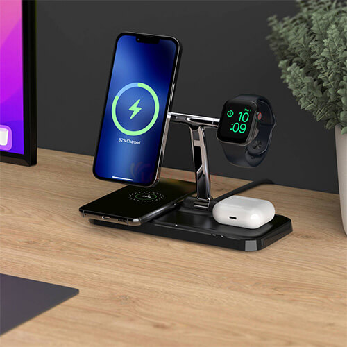 Đế sạc không dây HyperJuice 4-in-1 Wireless Charger With Mag HJ499QM - Hàng chính hãng