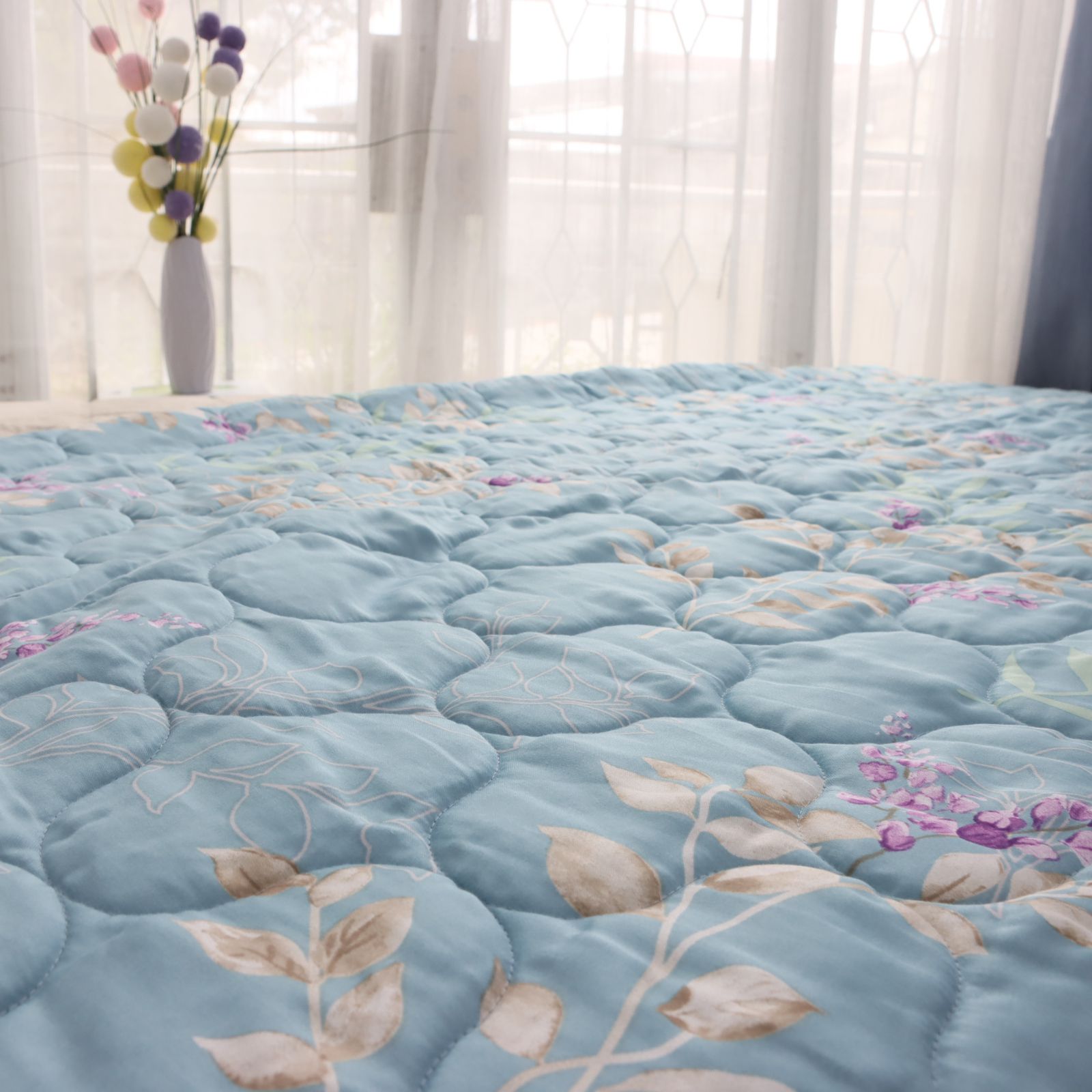 Chăn chần bông Everon chất vải Microtencel ELTP - Giao màu ngẫu nhiên
