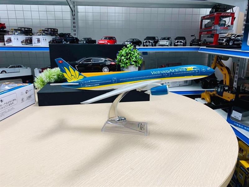 Mô hình máy bay Vietnam Airlines Airbus A350 32 cm cao cấp