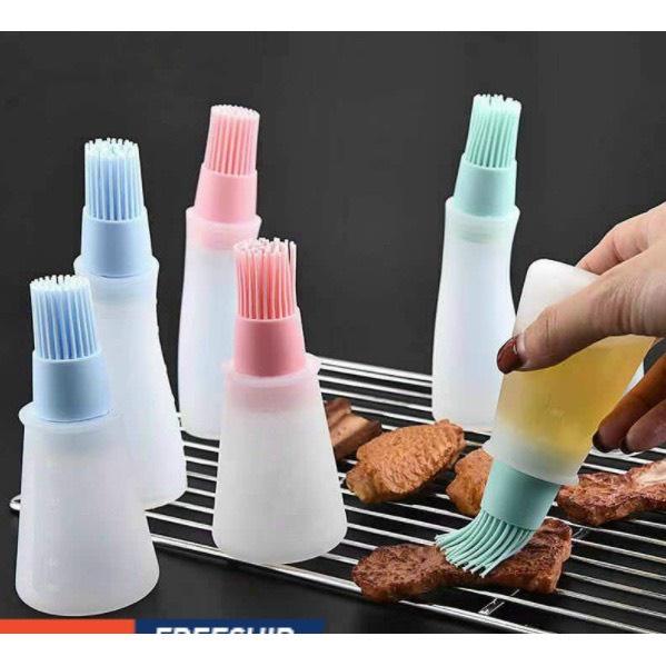 Bình Đựng Dầu Có Chổi Quét Dầu Silicon Chịu Nhiệt Cao Tiện Lợi
