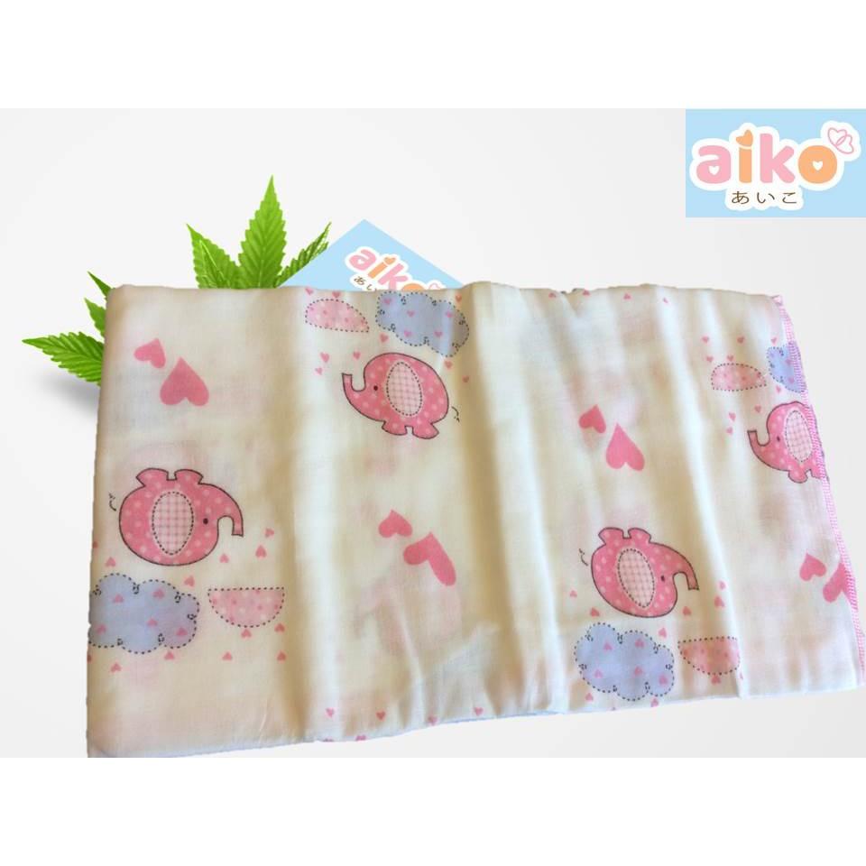 Combo 2 Khăn Tắm Aiko Xuất Nhật In Hình 2 Lớp (80x85cm/cái x 2 cái) - Màu Ngẫu Nhiên