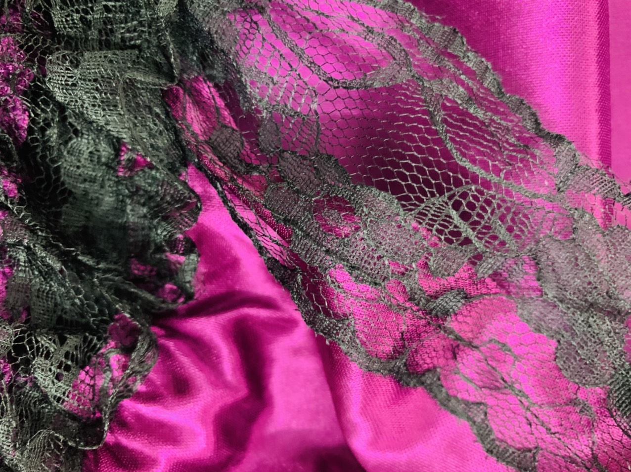 Combo 2 váy/đầm ngủ chất liệu satin ren lụa, hở lưng khiêu gợi LYEN004