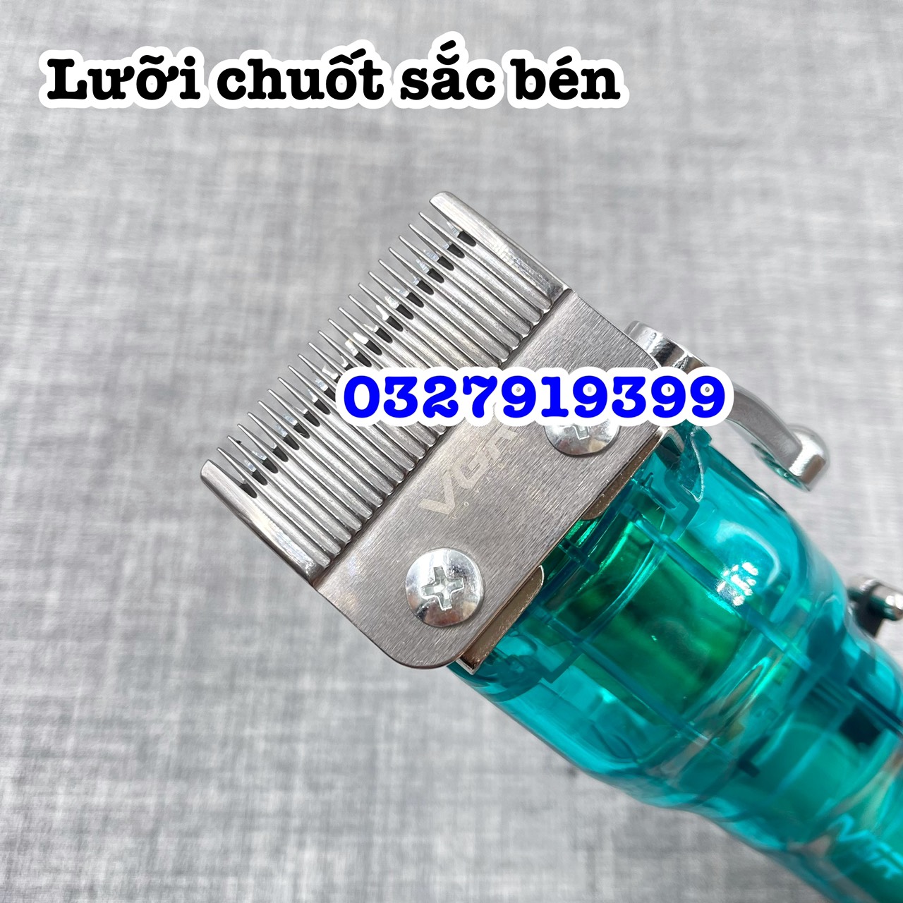 Tông đơ cao cấp VGR 660 - màn hình hiển thị