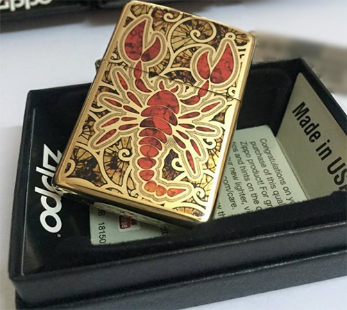 Bật Lửa Zippo 29096 - Scorpion Shell Polished Brass