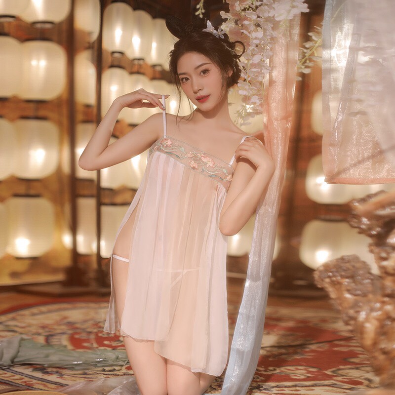 Đầm ngủ xuyên thấu hở lưng kèm áo choàng sexy P45 - Váy ngủ hở lưng kèm quần chip lọt khe gợi cảm - Đồ ngủ nữ