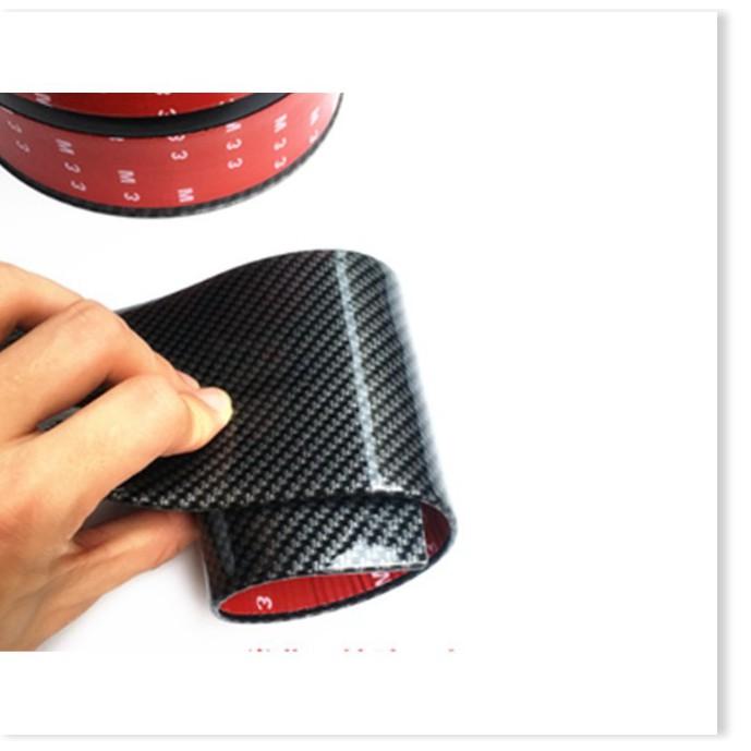 Ốp trang trí Carbon, chống va đập cho ô tô