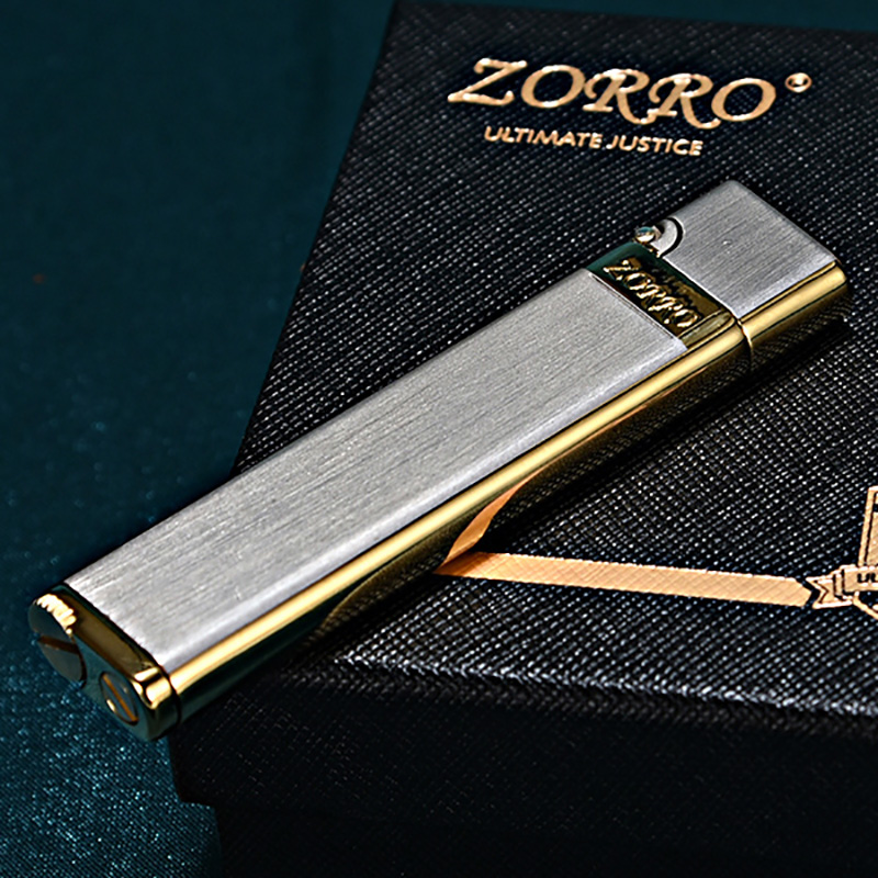Hột Quẹt Bật Lửa Xăng Đá Zorro Z668-002 Kiểu Dáng Nhỏ Gọn Tiện Lợi FULL BOX Tặng Kèm Dụng Cụ Vặn Nắp Đổ Xăng
