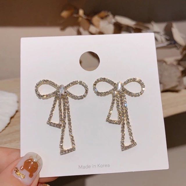 Earrings đeo tai hình nơ gắn đá thời trang cao cấp
