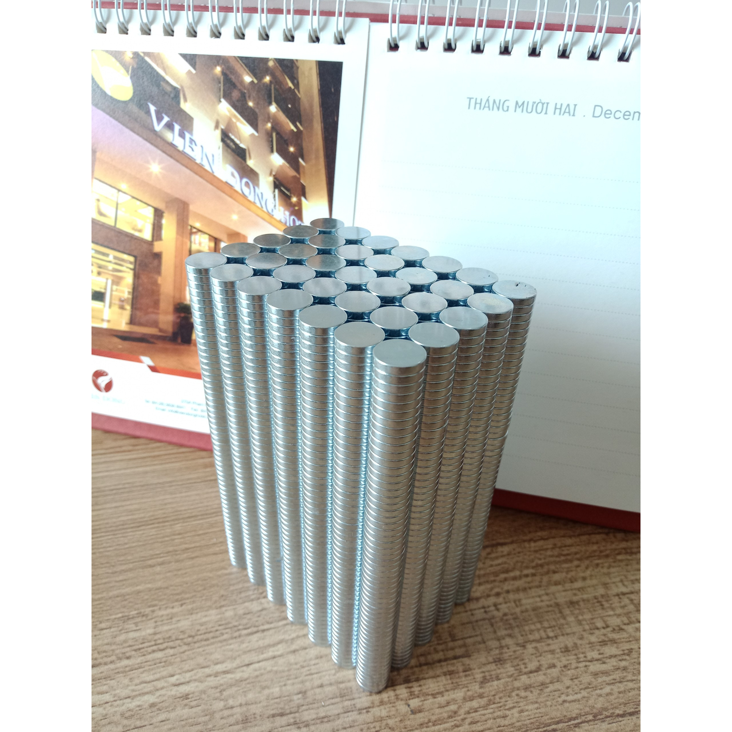 50 Viên Nam Châm Đất Hiếm Loại Tròn 10x2mm Mạ Kẽm Lực Từ N35 Cực Mạnh