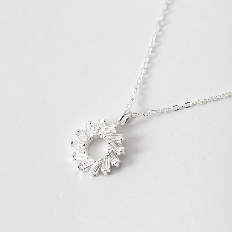 Vòng cổ Blingit nguyệt quế BIVC239