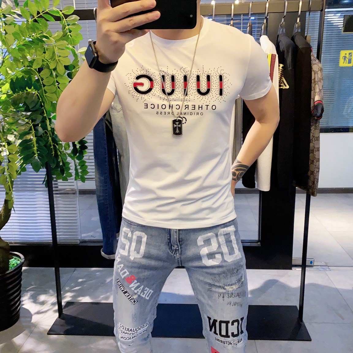 Áo Thun Nam Cotton in họa tiết 2 màu trắng đen thương hiệu Julido Store, áo phông cổ tròn basic cộc tay thoáng mát, thấm hút mồ hôi - Hàng chính hãng AT02